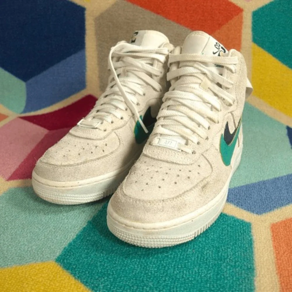 Nike Air Force 1 High SE Women's‎ Shoes Sesame-Neptune Green DO9460-100 Size 7.5 - Picture 2 of 7